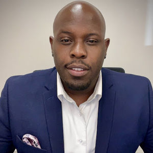 Meet your Posher, Elijah